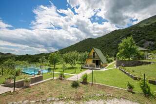 Загородные дома Cozy House Ostrog Никшич Дом для отпуска-8